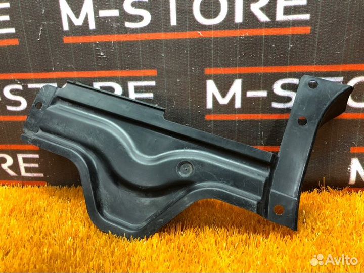 Брызговик задний правый Bmw 7-Series E66/65