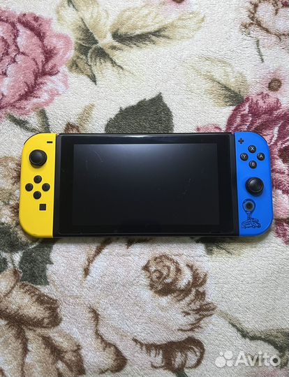 Nintendo switch rev 2 fortnite edition