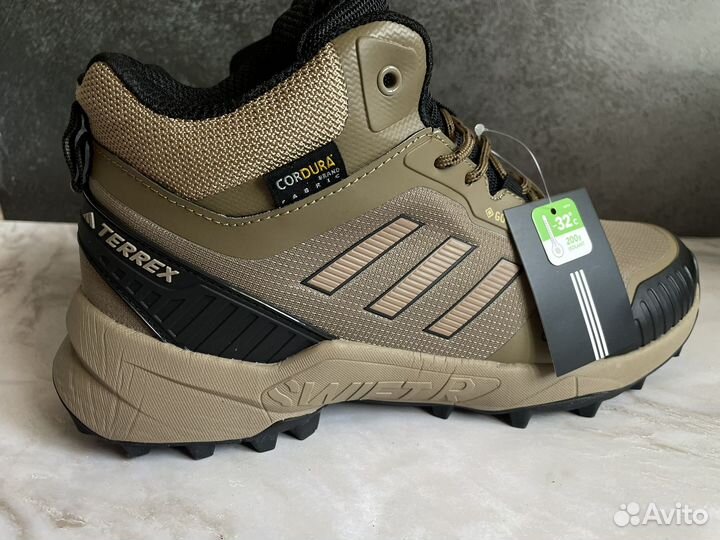 Кроссовки Adidas Terrex Swift