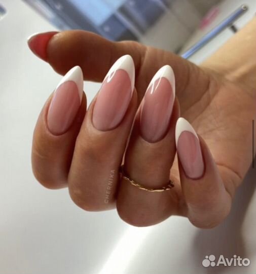 Маникюр педикюр