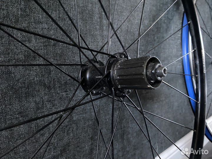 Колеса Shimano WH-RX010