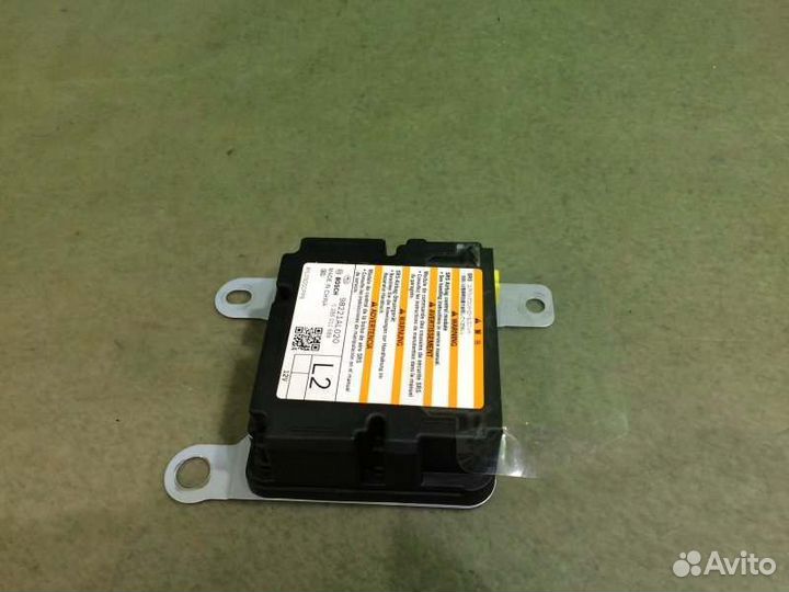 Блок управления SRS Subaru Legacy BN9 FB25 2015
