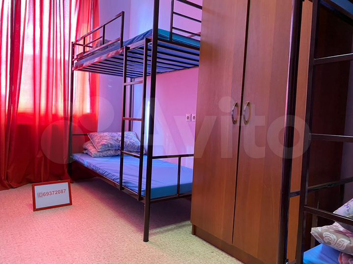 Комната 18 м² в > 9-к., 5/5 эт.