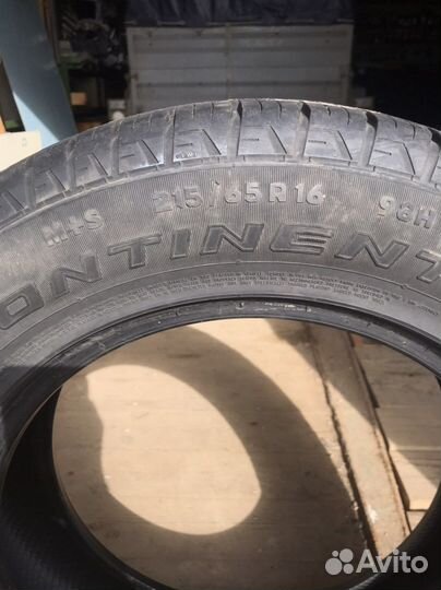 Continental ContiCrossContact LX 215/65 R16