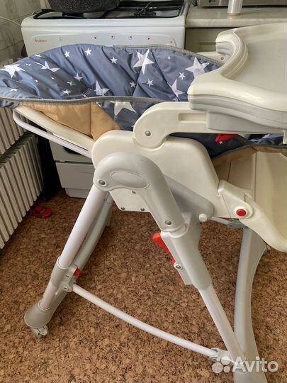 Стульчик для кормления happy baby