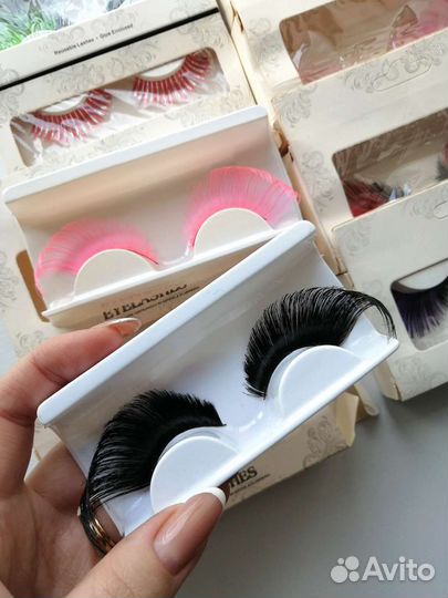 Набор из 19 упаковок Ресницы накладные цветные