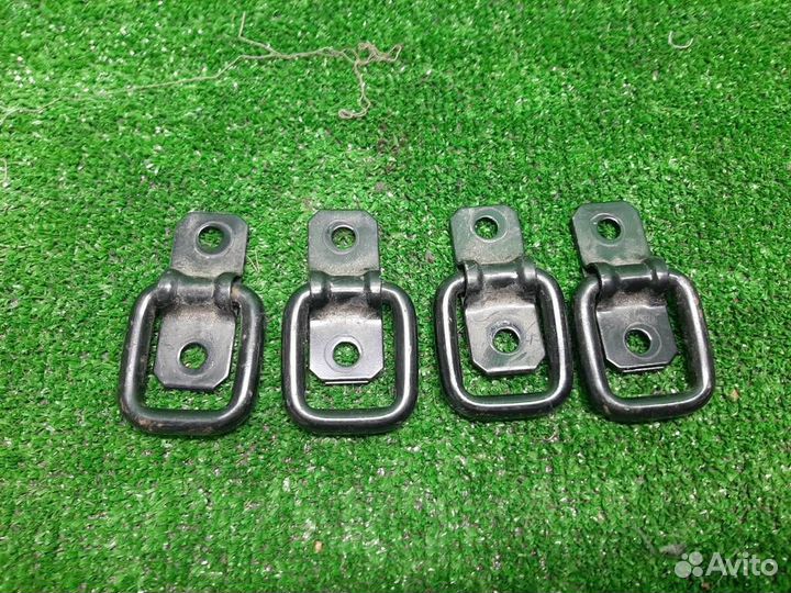 Крючок багажника Suzuki Grand Vitara 2007