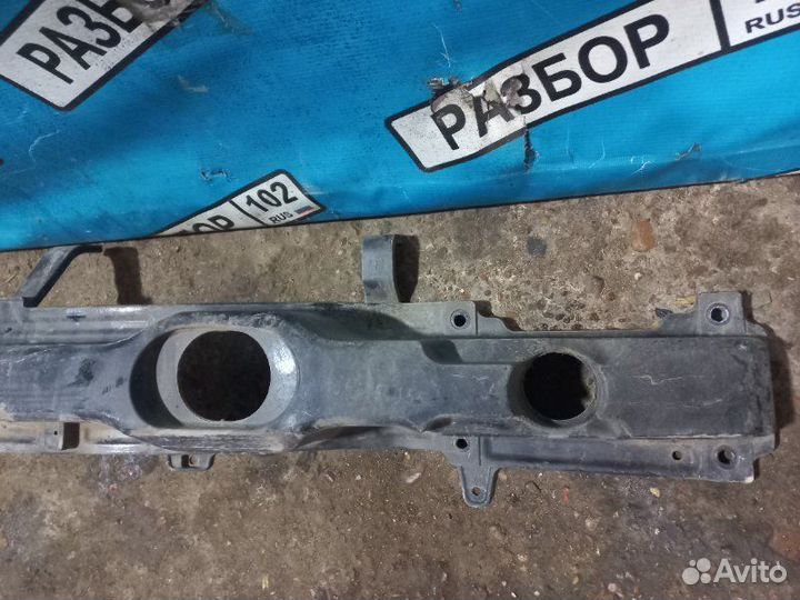 Усилитель бампера задний Hyundai Ix35 1 G4NA 2015