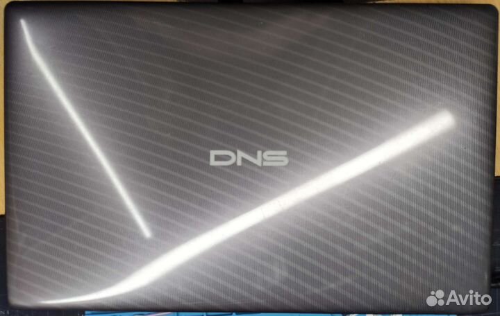 Ноутбук dns w670srq (Fhd)