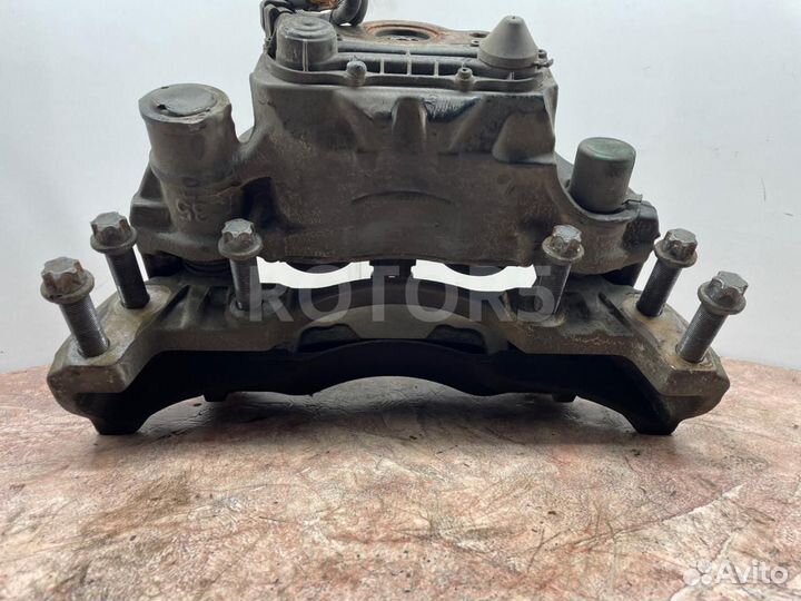 Суппорт тормозной передний правый MAN TGX 2015