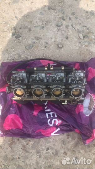 Продаются карбюраторы на ямаху р 6 2000г