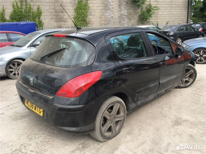Разбор на запчасти Peugeot 308