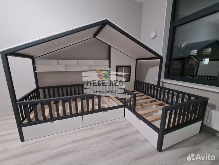 Угловая детская кровать