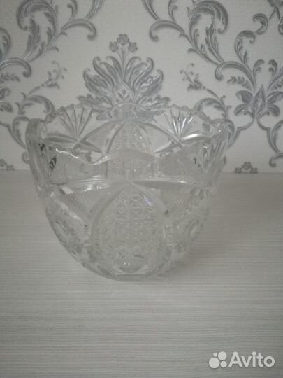 Вазы для цветов, салатницы, конфетница хрустальные