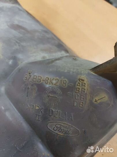 Расширительный бачок Ford Mondeo 2 97BB8K218AB