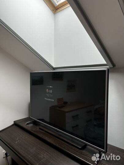 Телевизор LG 42 дюйма