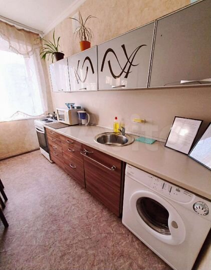 2-к. квартира, 60 м², 2/9 эт.