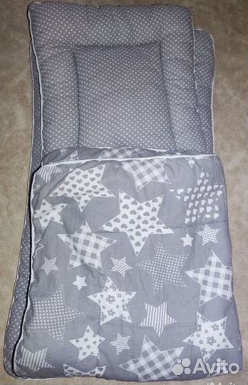 Матрасик,подушка и одеяло в детскую коляску