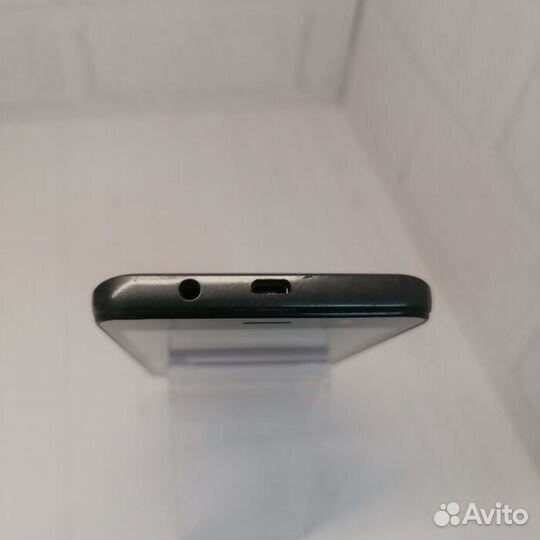 BQ 5047L Like, 8 ГБ