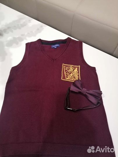 Жилет бордовый 47 шк