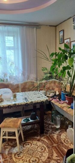 3-к. квартира, 76 м², 2/4 эт.