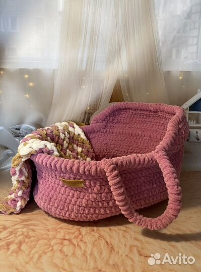 Игрушка вязаный Зайка и Люлька