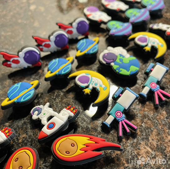 Джиббитсы (jibbitz) для crocs