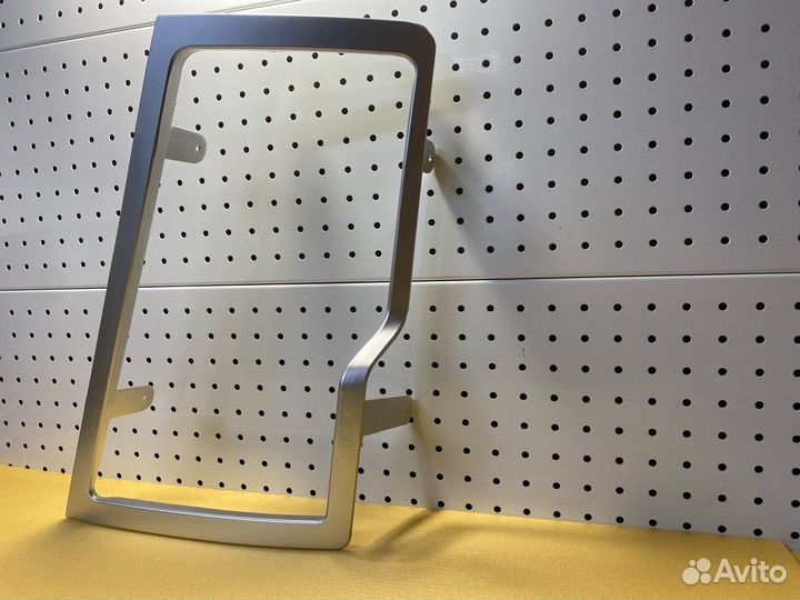 Рамка фары левая Volvo Fh12 Fh16 Fm9 Fm12