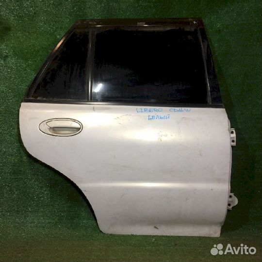 Дверь задняя правая Mitsubishi Libero CB2W Белая ц