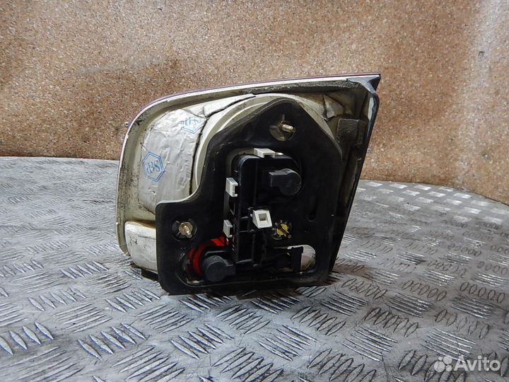 Фонарь задний внутренний левый, Volkswagen (Фолькс