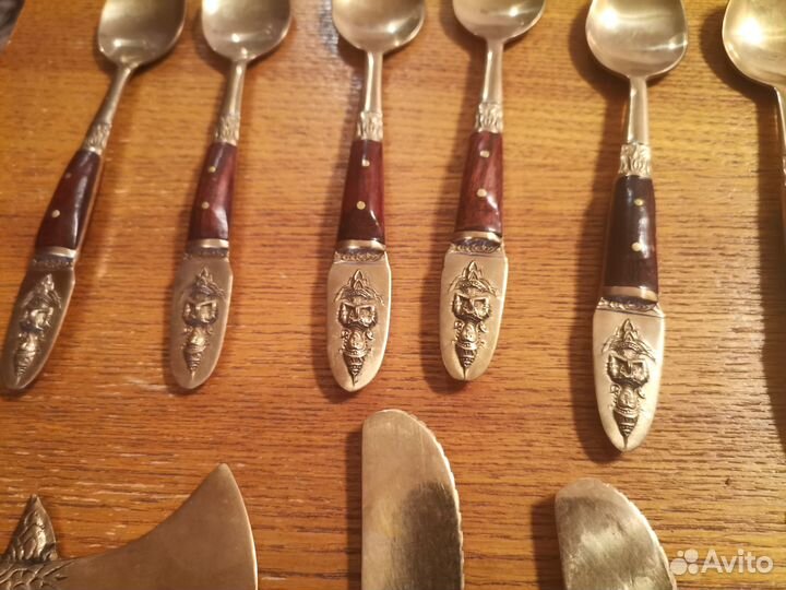 Столовый набор из Тайланда