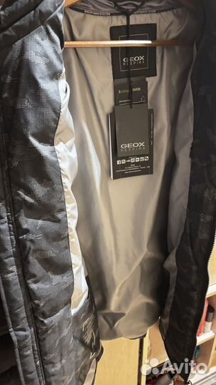 Пуховик мужской Geox