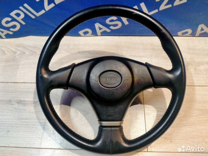 Руль Toyota Altezza SXE10 2jzge
