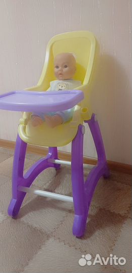 Игрушечный столик для кормления