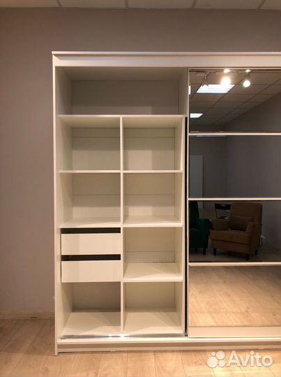 Шкаф новый