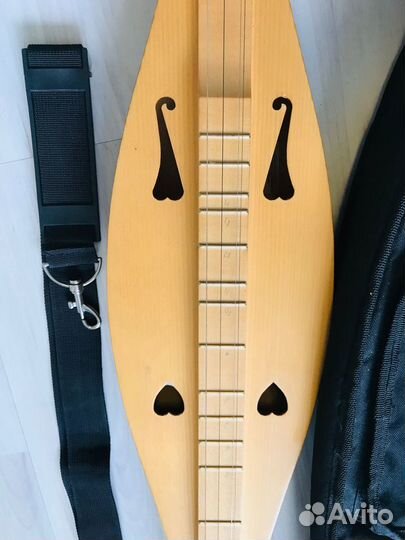 Дульцимер и StrummA Cigar Box гитара с чехлом