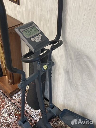 Эллиптический тренажёр torneo