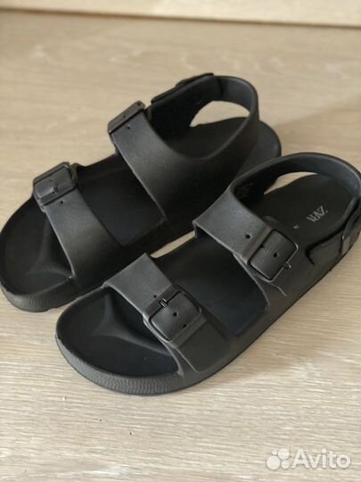 Сандали zara