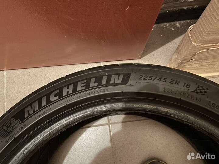 Michelin Pilot Sport 4 225/45 R18 95Y