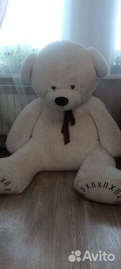 Большие плюшевые медведи