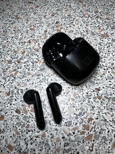 Беспроводные наушники jbl tune 220 tws черные