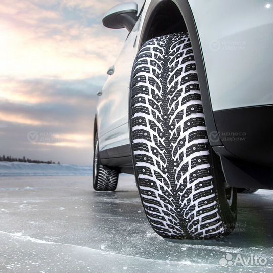 Nokian Tyres Hakkapeliitta 9 SUV 235/50 R18 101T