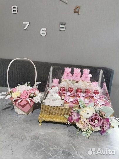 Подарки на выписку, день рождения, свадьбу