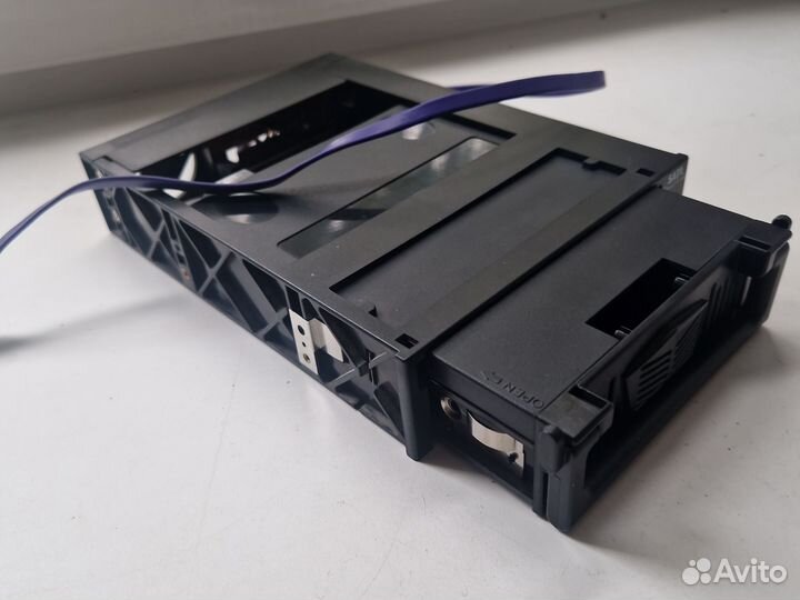 Док/Салазки для диска 3,5