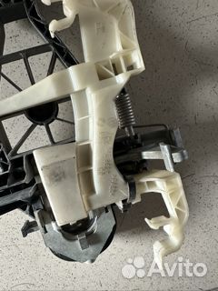 Ручка сдвижной двери внутренняя правая Каравелла