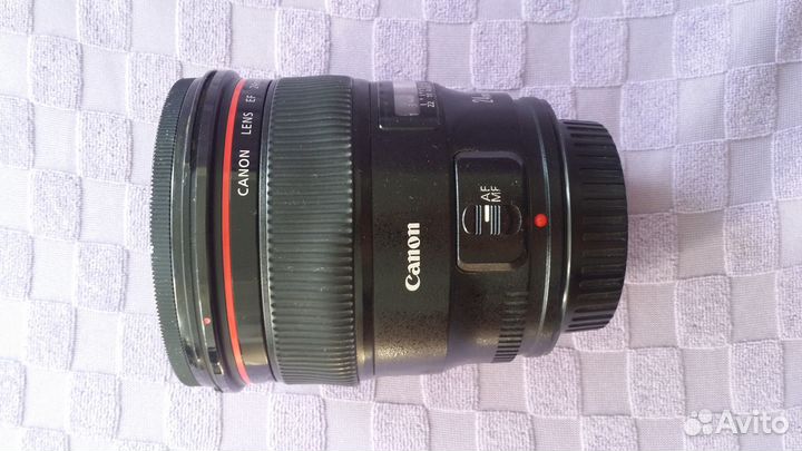 Объектив Canon lens EF 24mm 1:1.4 L II USM