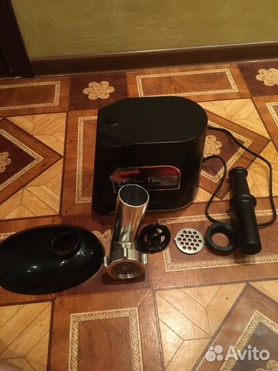 Мясорубка redmond