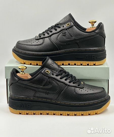 Классические Черные Nike Air Force 1 Low Luxe Gum