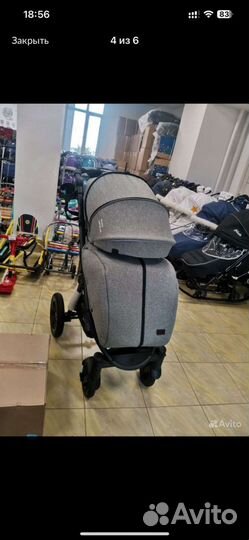 Прогулочная коляска новая