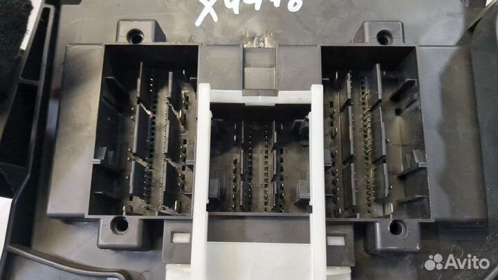 Блок управления бортовой сети Volkswagen Tiguan